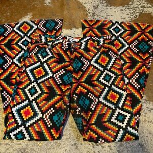 Ranch Dress’n super flares! Like new, no fraying. High rise.